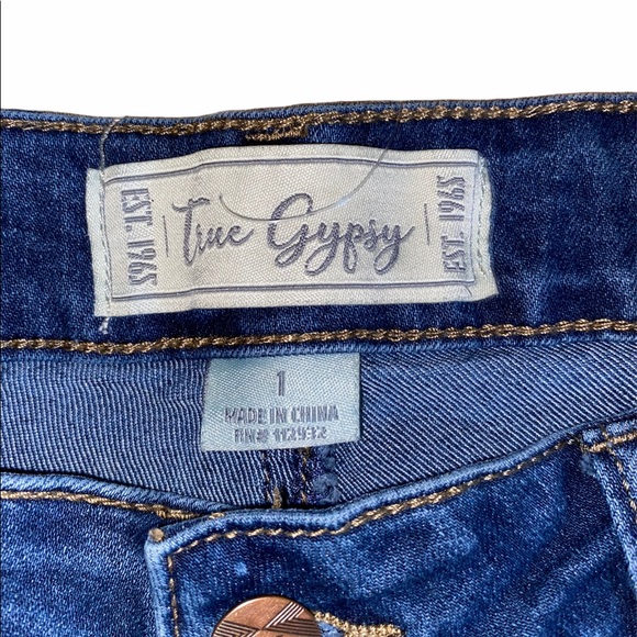 Juniors True Gypsy Shorts | Size 1 - Picture 3 of 3